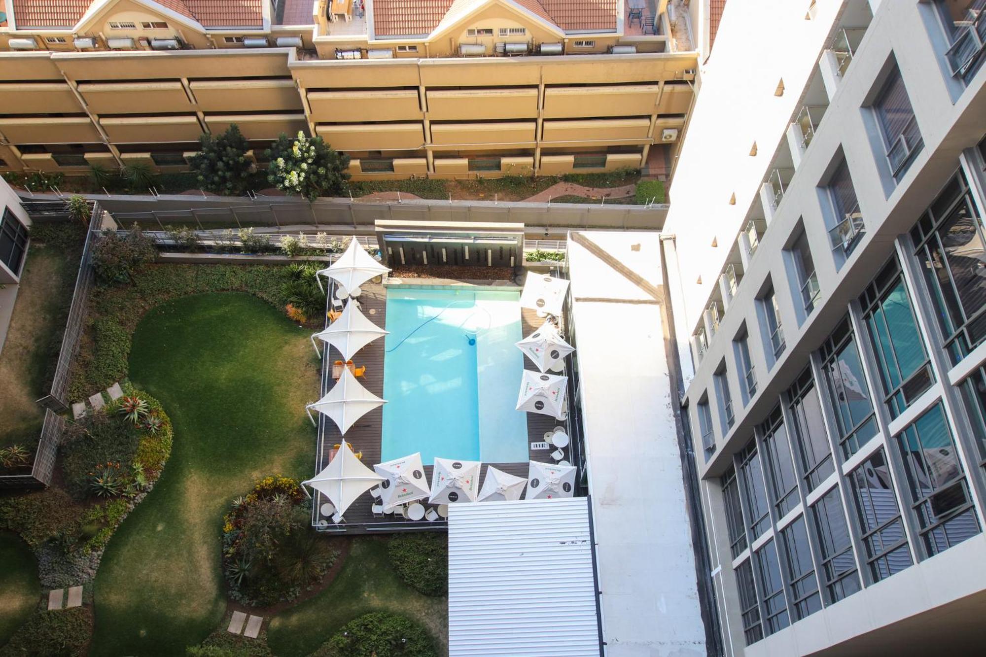 Cgrsa Apartments Sandton جوهانسبورغ المظهر الخارجي الصورة