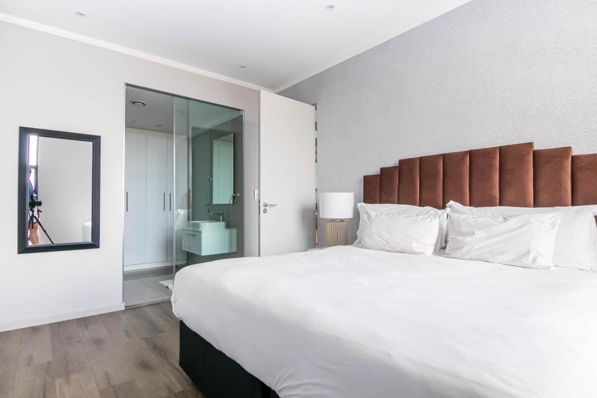 Cgrsa Apartments Sandton جوهانسبورغ الغرفة الصورة